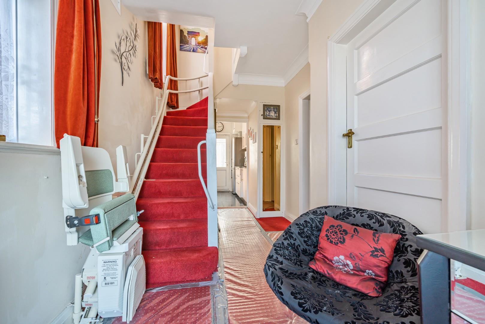 Sunnyfield, London